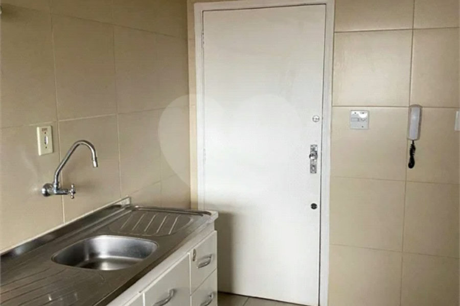 Apartamento à venda com 3 quartos, sendo 1 suíte, em Santana, São Paulo, SP