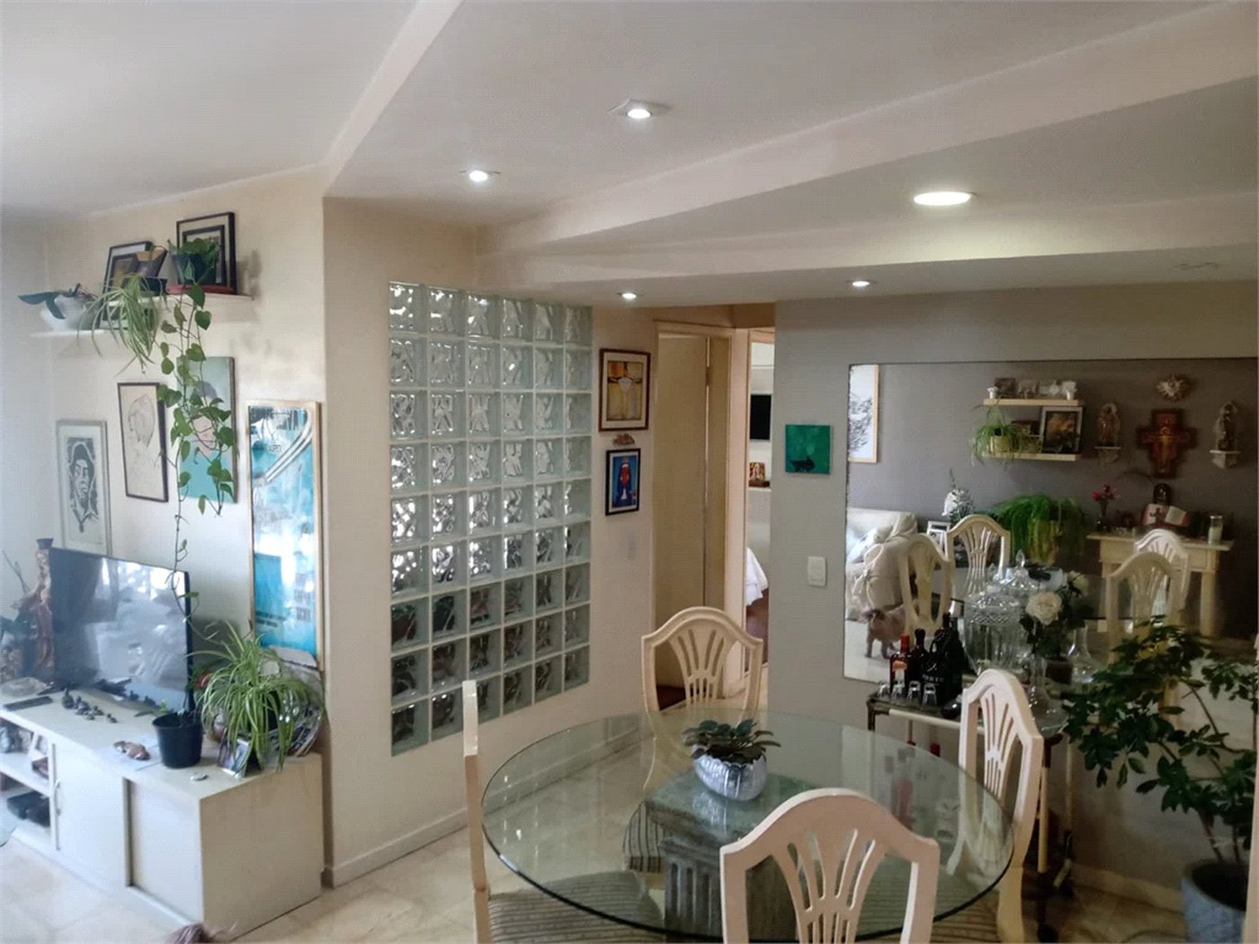 Apartamento à venda com 2 quartos, sendo 1 suíte,  em Vila Suzana, São Paulo, SP