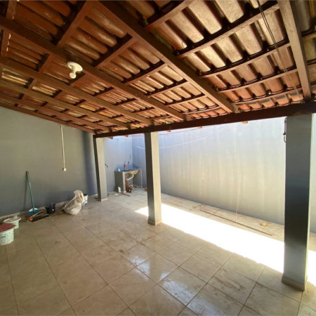Casa à venda com 2 quartos, sendo 1 suíte, em Nazaré, Balsas, MA