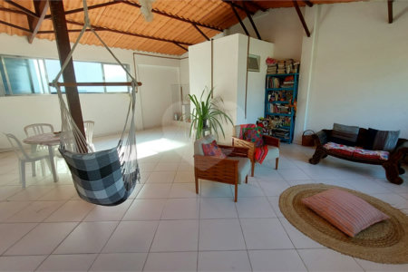 Casa à venda com 6 quartos, sendo 3 suítes, em Grajaú, Rio de Janeiro, RJ