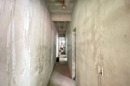 Sobrado à venda com 3 quartos, sendo 1 suíte, em Jardim Quaresmeira II, Suzano, SP