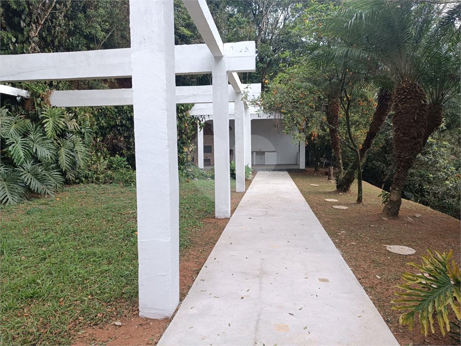 Sobrado para alugar com 3 quartos, sendo 1 suíte, em Roseira, Mairiporã, SP