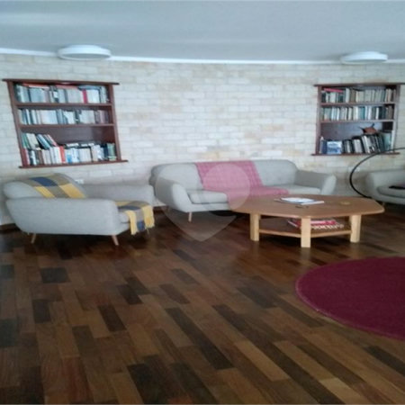 Casa à venda com 5 suítes em Vila Pirajussara, São Paulo, SP