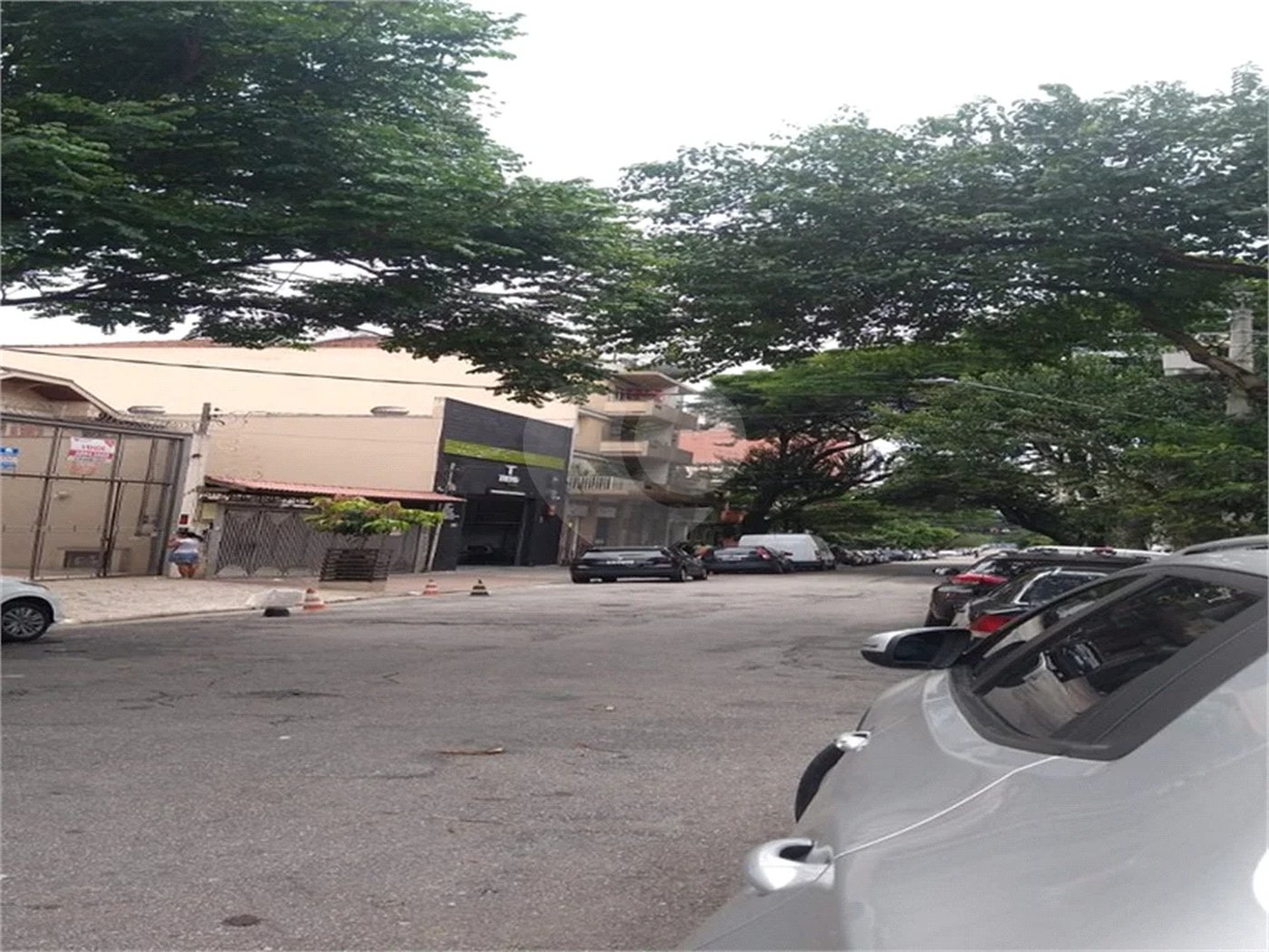 Casa com dois pavimentos na Barra Funda: