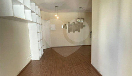 Apartamento à venda com 2 quartos, sendo 1 suíte,  em Vila Suzana, São Paulo, SP