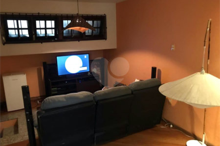 Sobrado à venda com 3 quartos, sendo 2 suítes, em Planalto Paulista, São Paulo, SP