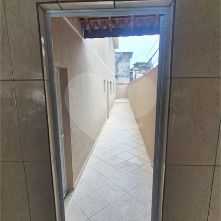 Sobrado à venda com 3 quartos, sendo 1 suíte, em Jardim Las Vegas, Santo André, SP