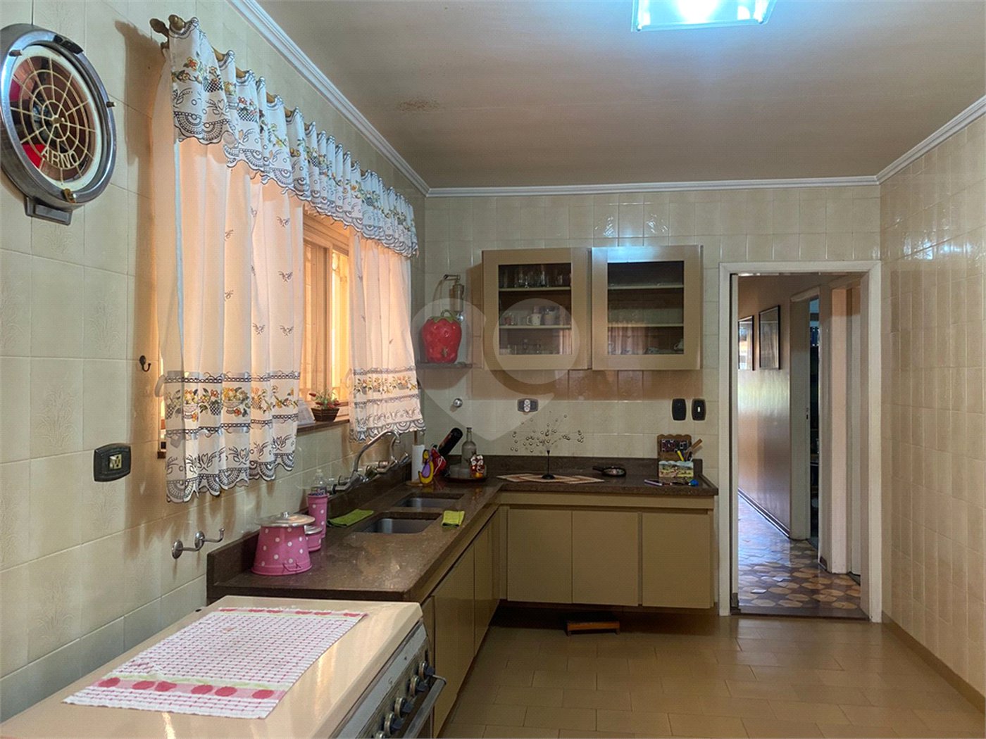 Casa à venda com 2 quartos, sendo 1 suíte, em Vila Rosália, Guarulhos, SP