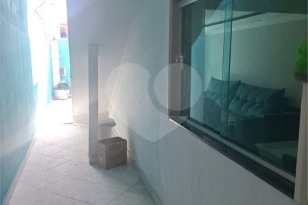 Casa à venda ou para alugar com 2 quartos, sendo 1 suíte, no condomínio Sem Nome Estrada Guandu do Sapê 1444, Rio de Janeiro - RJ