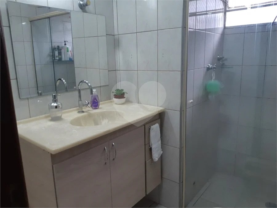 Sobrado à venda com 3 quartos, sendo 1 suíte, em Horto, São Paulo, SP