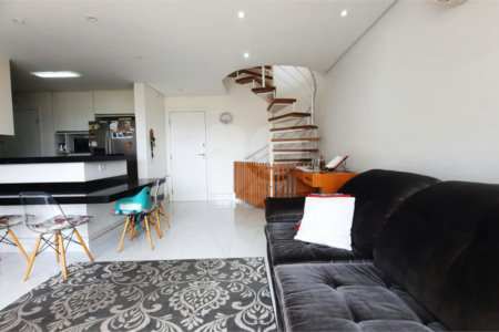 Apartamento à venda com 3 quartos, sendo 1 suíte, em Jardim Marajoara, São Paulo, SP