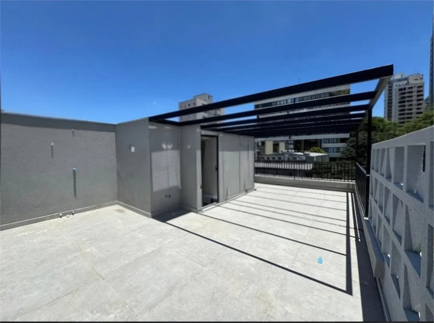 Casa à venda com 3 quartos, sendo 1 suíte, no condomínio : Cube XL Vila Madalena, São Paulo - SP