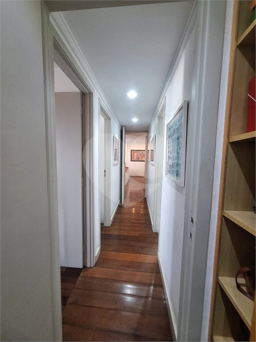 Apartamento à venda com 4 quartos, sendo 1 suíte,  em Tijuca, Rio de Janeiro, RJ