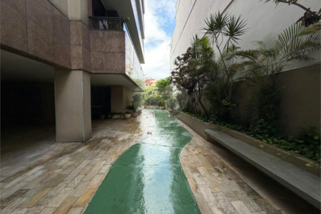 Apartamento à venda com 3 quartos, sendo 2 suítes, em Tijuca, Rio de Janeiro, RJ