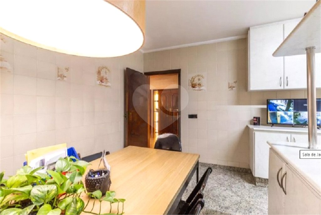 Sobrado à venda com 5 quartos, sendo 4 suítes, em Vila Galvão, Guarulhos, SP