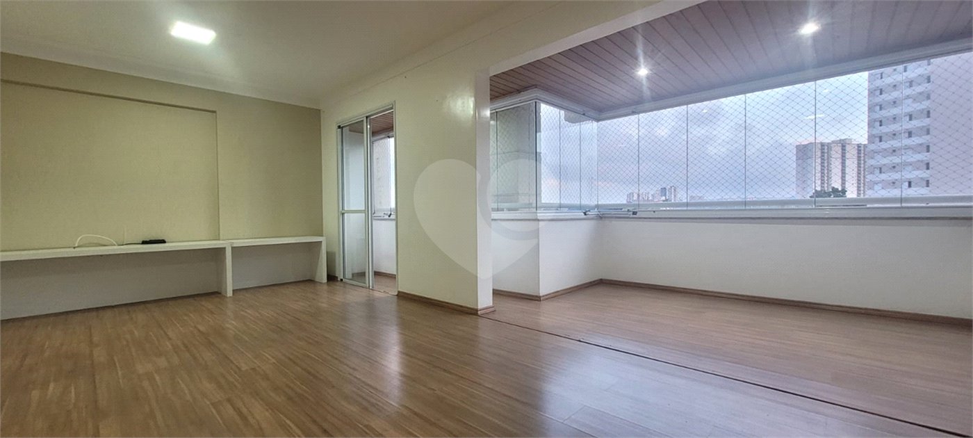Apartamento à venda com 3 suítes no Centro, Santo André, SP