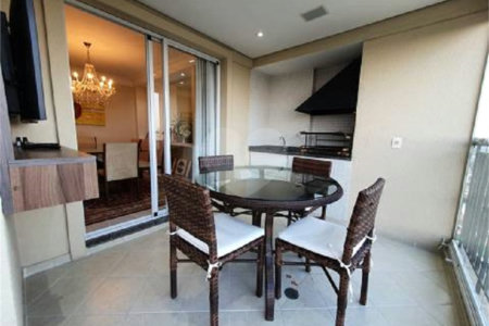 Apartamento à venda com 3 suítes em Vila Progredior, São Paulo, SP
