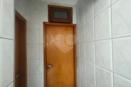 Sobrado à venda com 3 quartos, sendo 1 suíte, em Parque Vitória, São Paulo, SP