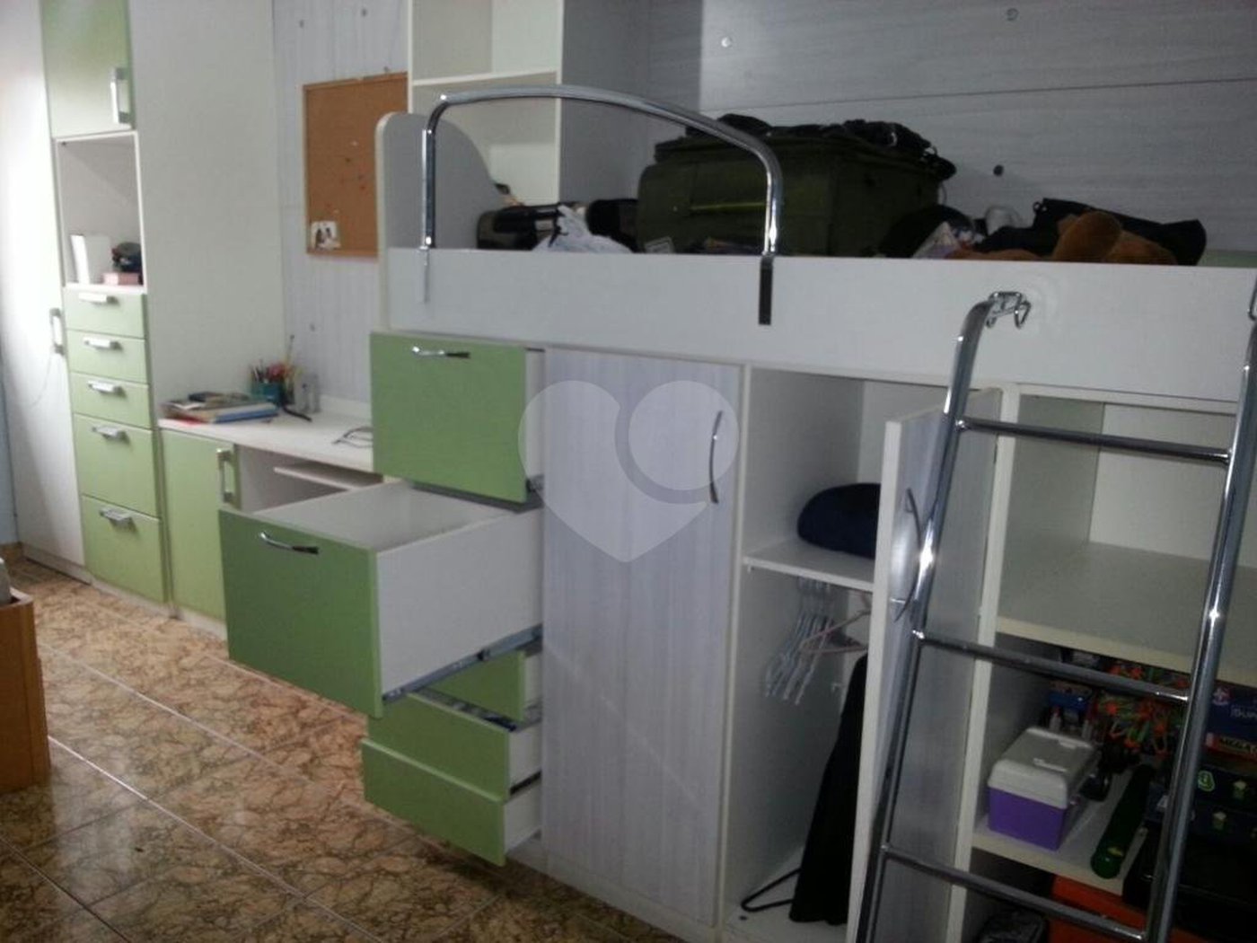 Sobrado à venda com 3 quartos, sendo 1 suíte, em Vila Nova Cachoeirinha, São Paulo, SP