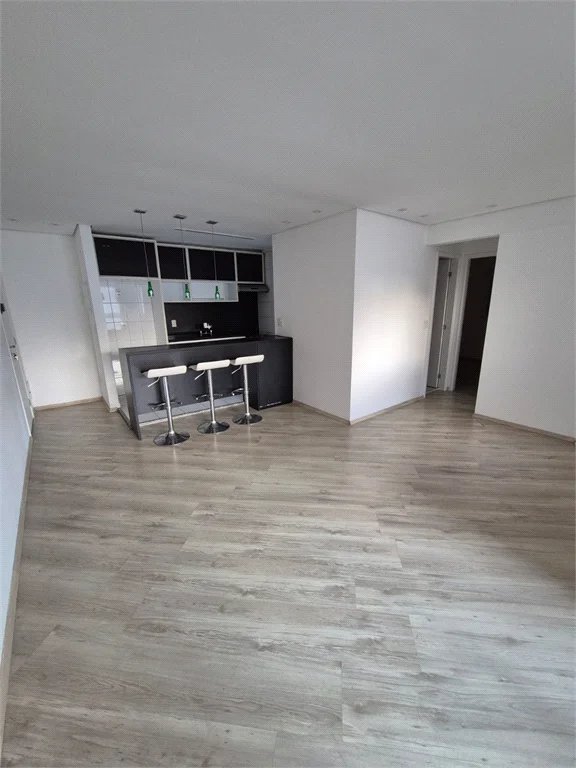 Apartamento à venda com 2 quartos, sendo 1 suíte,  em Vila Andrade, São Paulo, SP