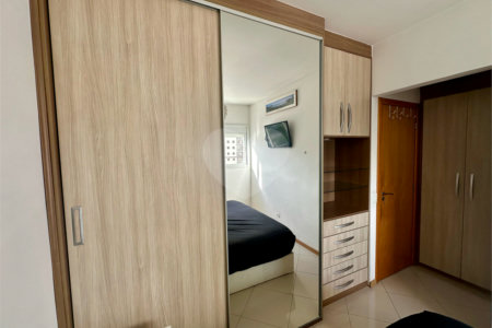 Apartamento à venda com 3 quartos, sendo 1 suíte,  em Baeta Neves, São Bernardo do Campo, SP