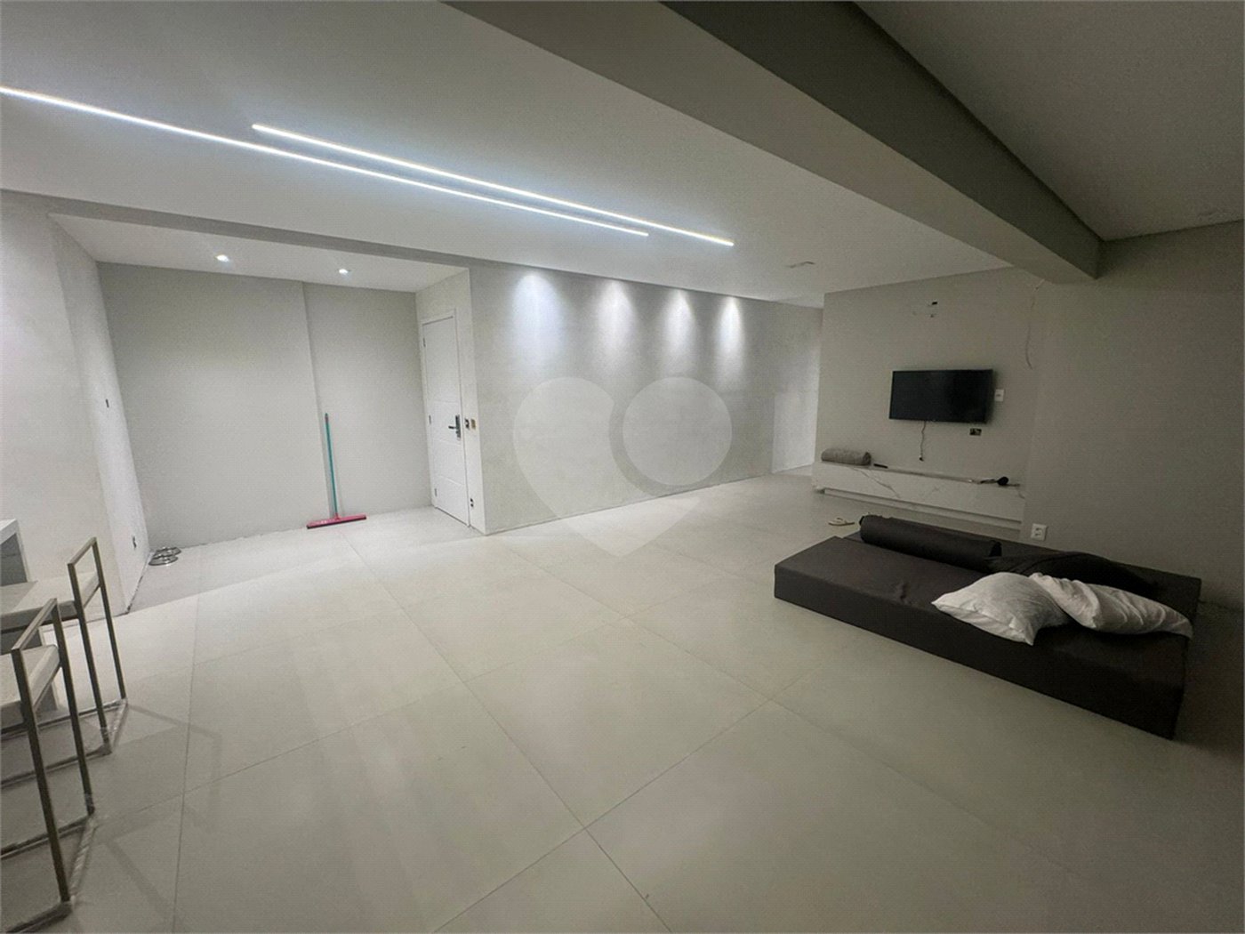 Apartamento à venda com 2 suítes em Vila Mogilar, Mogi das Cruzes, SP
