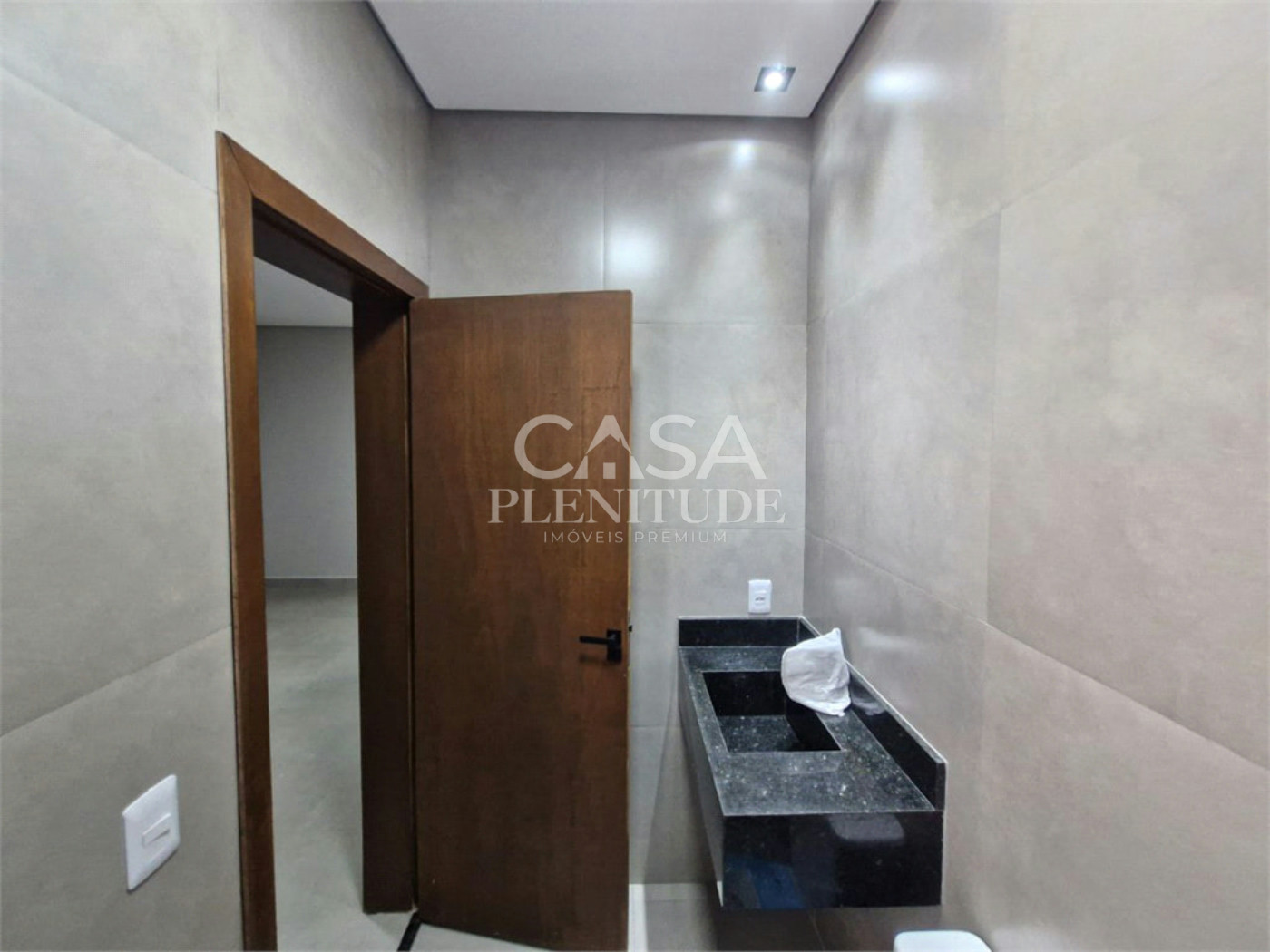 Casa em condomínio à venda com 3 quartos, sendo 1 suíte,  em Cajuru do Sul, Sorocaba, SP