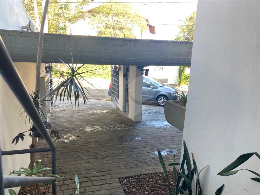 Sobrado para alugar com 4 quartos, sendo 2 suítes, em Alto da Boa Vista, São Paulo, SP