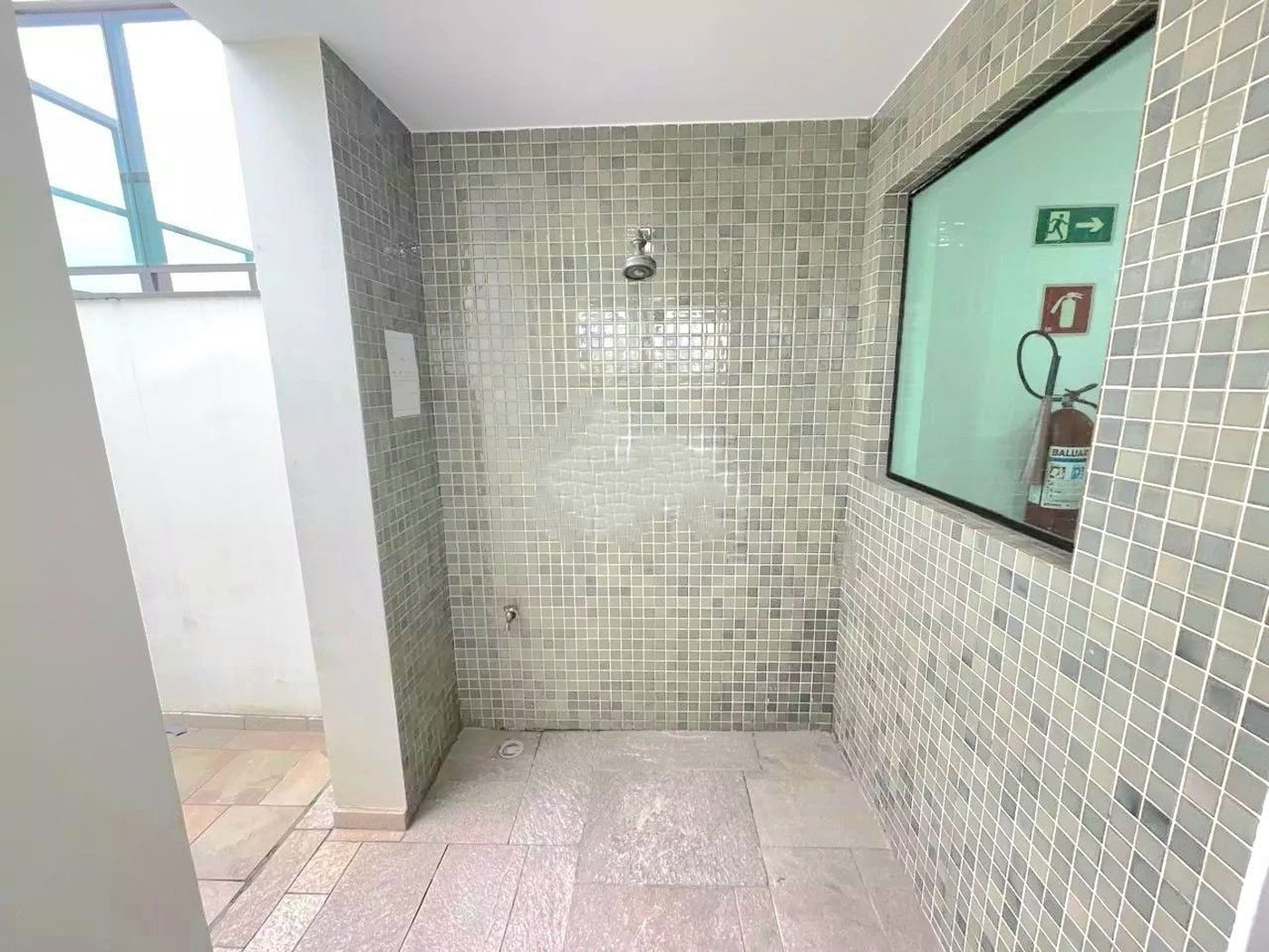 Apartamento com 2 dormitórios à venda, 110 m² por R$ 1.150.000,00 - Gonzaga - Santos/SP