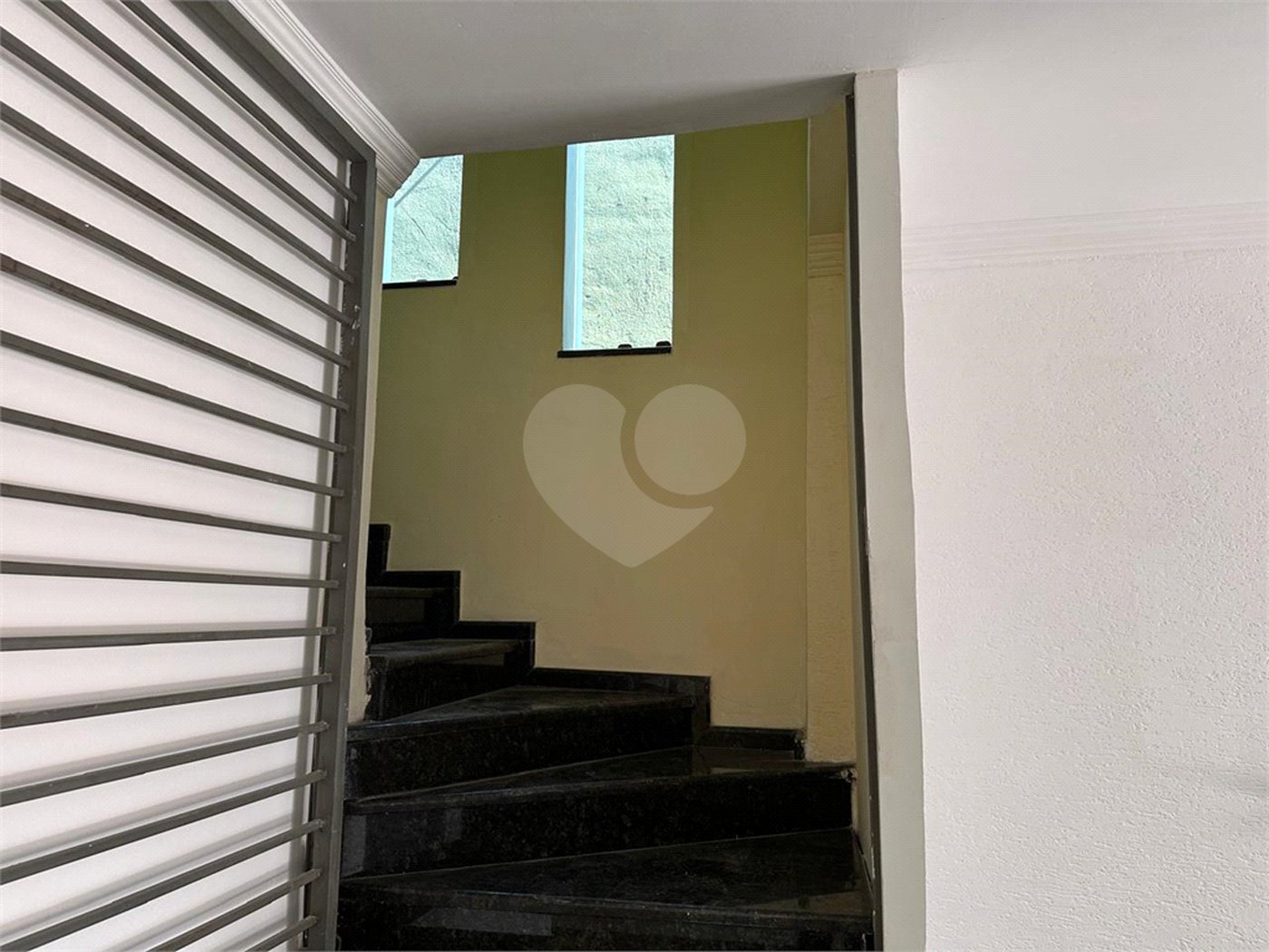 Sobrado à venda com 7 quartos, sendo 2 suítes,  em Lauzane Paulista, São Paulo, SP