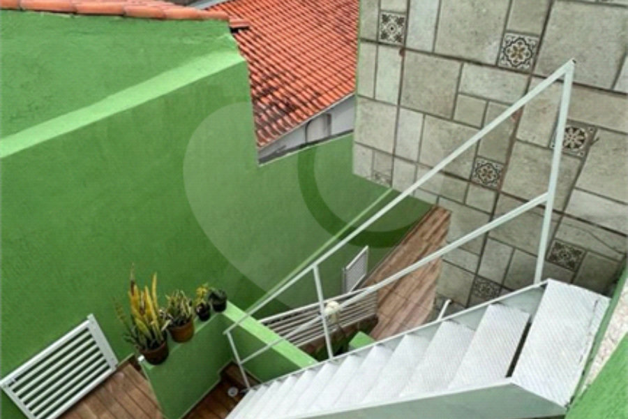 Sobrado à venda com 4 quartos, sendo 1 suíte, em Tremembé, São Paulo, SP