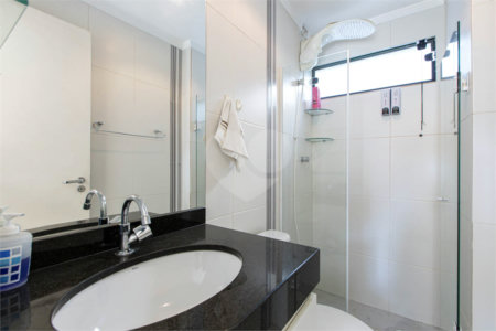 Apartamento à venda ou para alugar com 2 quartos, sendo 1 suíte,  em Santa Cecília, São Paulo, SP