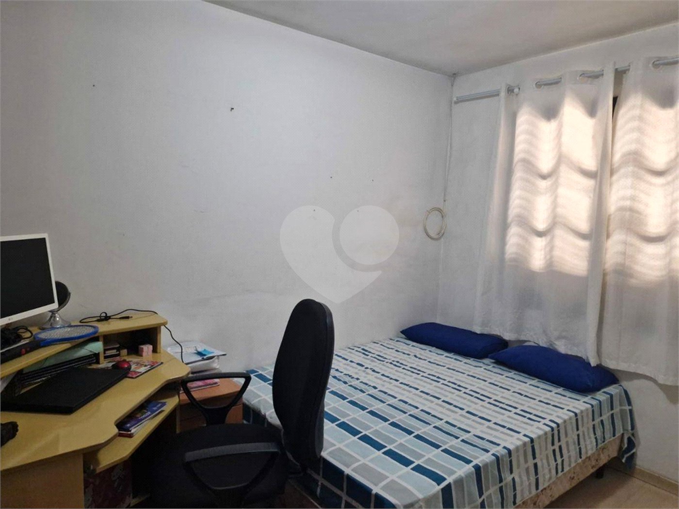 Casa à venda com 3 quartos, sendo 1 suíte, em Vila Paulista, São Paulo, SP