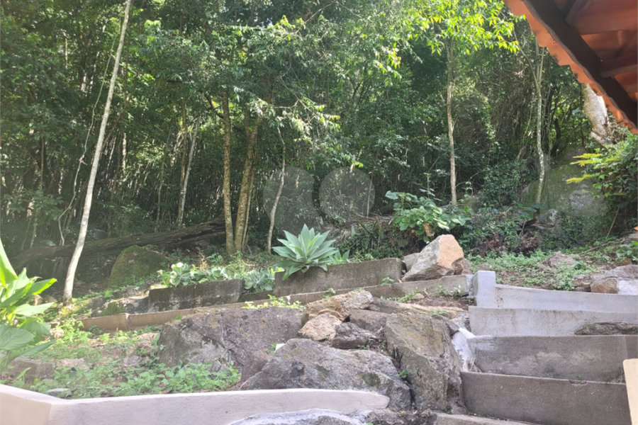 Sítio à venda com 6 quartos, sendo 3 suítes, em Serra da Cantareira, Mairiporã, SP