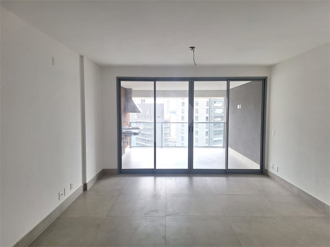 Apartamento à venda com 3 suítes em Sumarezinho, São Paulo, SP