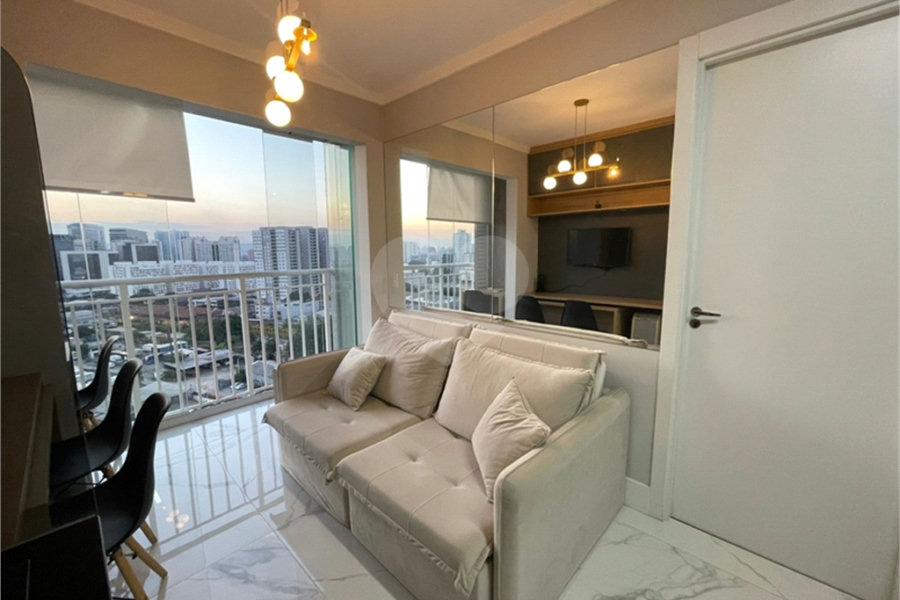 Apartamento à venda com 1 suíte, em Barra Funda, São Paulo, SP