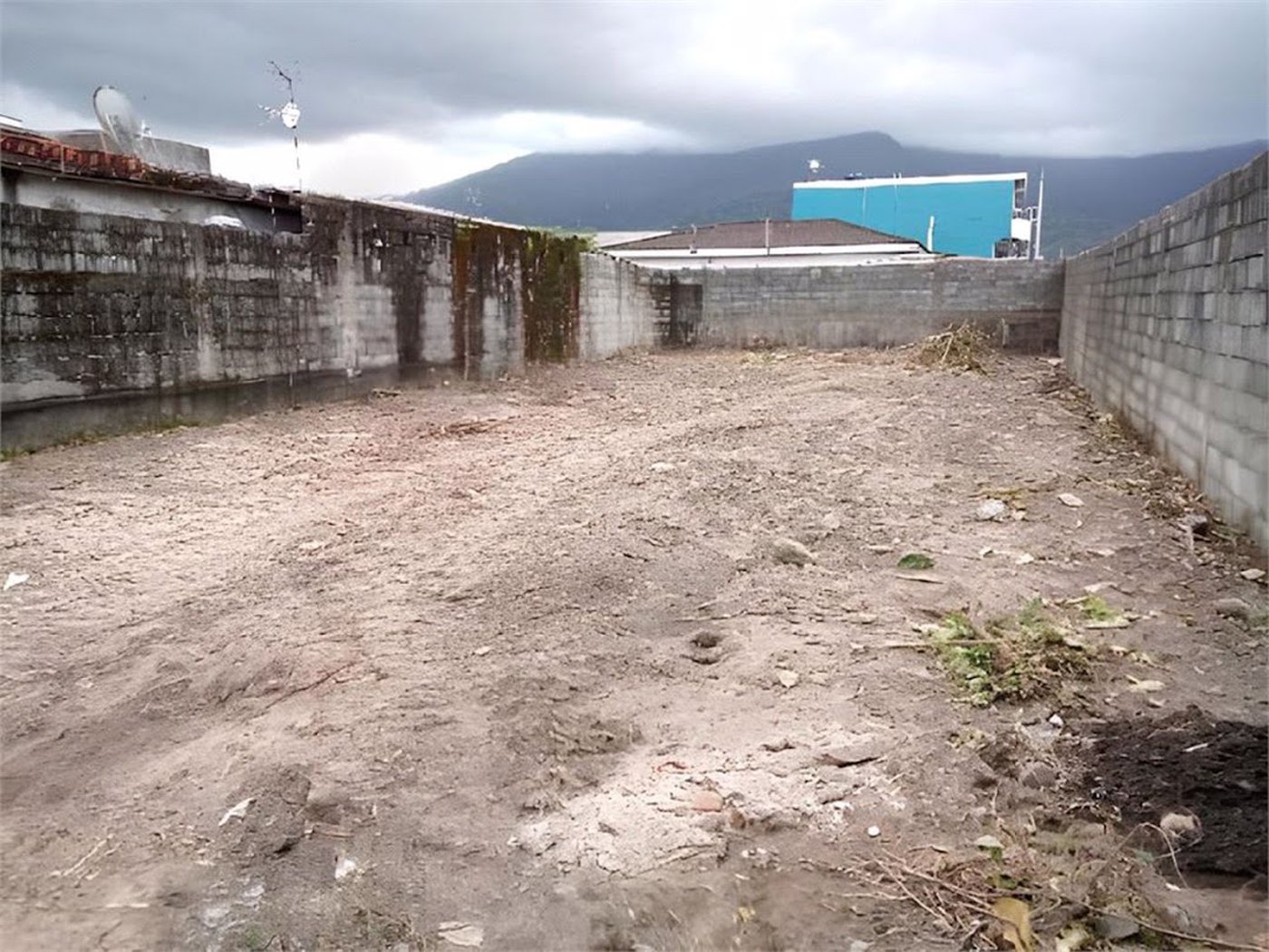 Terreno Comercial para venda e locação, Jardim Rio Branco, São Vicente - TE0006.