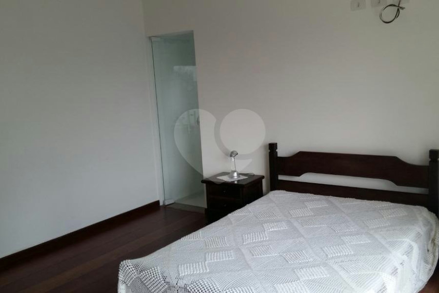 Casa à venda com 5 suítes no condomínio Parque Imperial da Cantareira, Mairiporã - SP