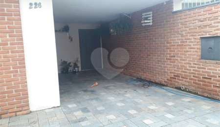 Casa à venda com 3 quartos em Vila Flávio, Mogi das Cruzes, SP