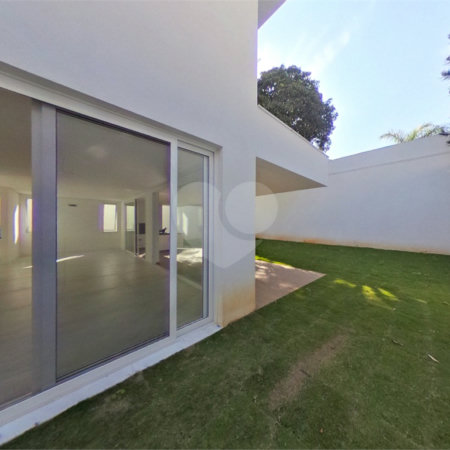 Casa à venda com 4 quartos, sendo 3 suítes,  em Jardim Marajoara, São Paulo, SP