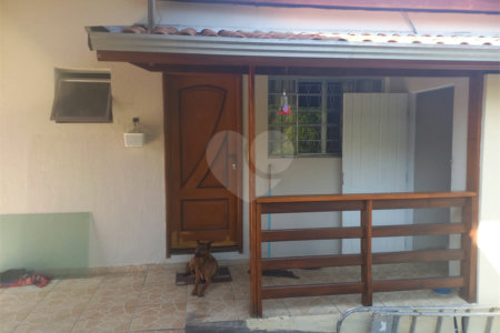 Casa à venda com 3 quartos, sendo 1 suíte, em Capela, Vinhedo, SP