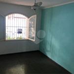 Casa Térrea à venda com 4 quartos, sendo 2 suítes, em Jardim das Bandeiras, São Paulo, SP