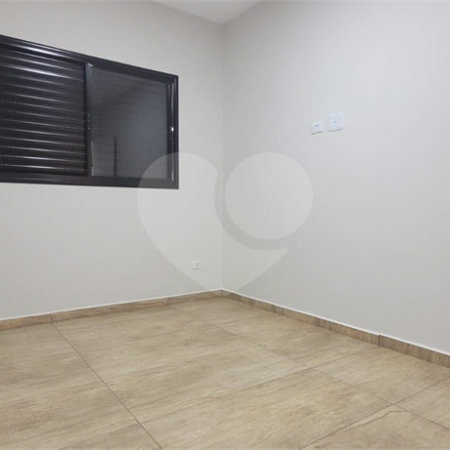 Apartamento para alugar com 2 quartos, sendo 1 suíte, em Jardim Carambeí, São Roque, SP