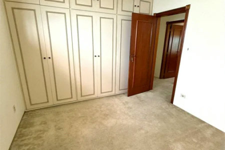 Sobrado à venda com 5 quartos, sendo 3 suítes, em Jardim Leonor, São Paulo, SP
