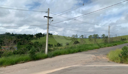 Terreno à venda no Centro, Nazaré Paulista, SP
