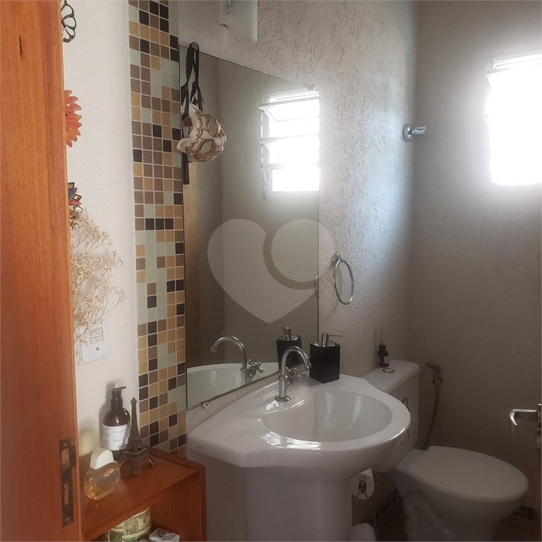 Sobrado à venda com 3 quartos, sendo 1 suíte, em Tremembé, São Paulo, SP