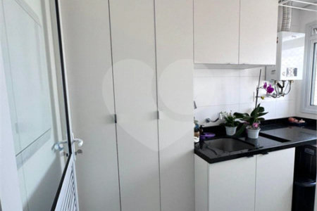 Apartamento à venda com 2 suítes em Vila Firmiano Pinto, São Paulo, SP