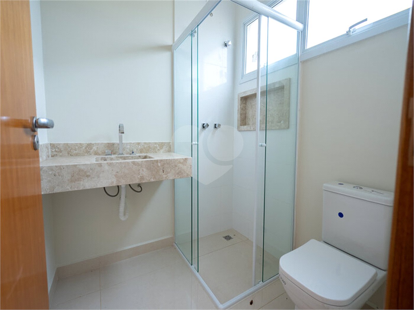 Casa à venda com 5 suítes no condomínio Lagos D´icaraí, Salto - SP