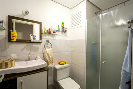 Casa à venda com 3 quartos, sendo 1 suíte, no condomínio Inter Ville Condominium House, São Paulo - SP
