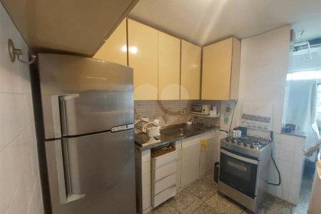 Apartamento à venda com 3 quartos, sendo 1 suíte, em Vila Cordeiro, São Paulo, SP